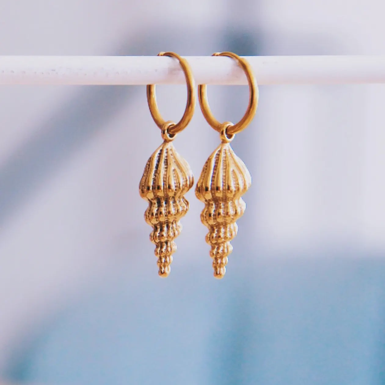 Bazou Shell Hoop Earrings - Precious Sparkle