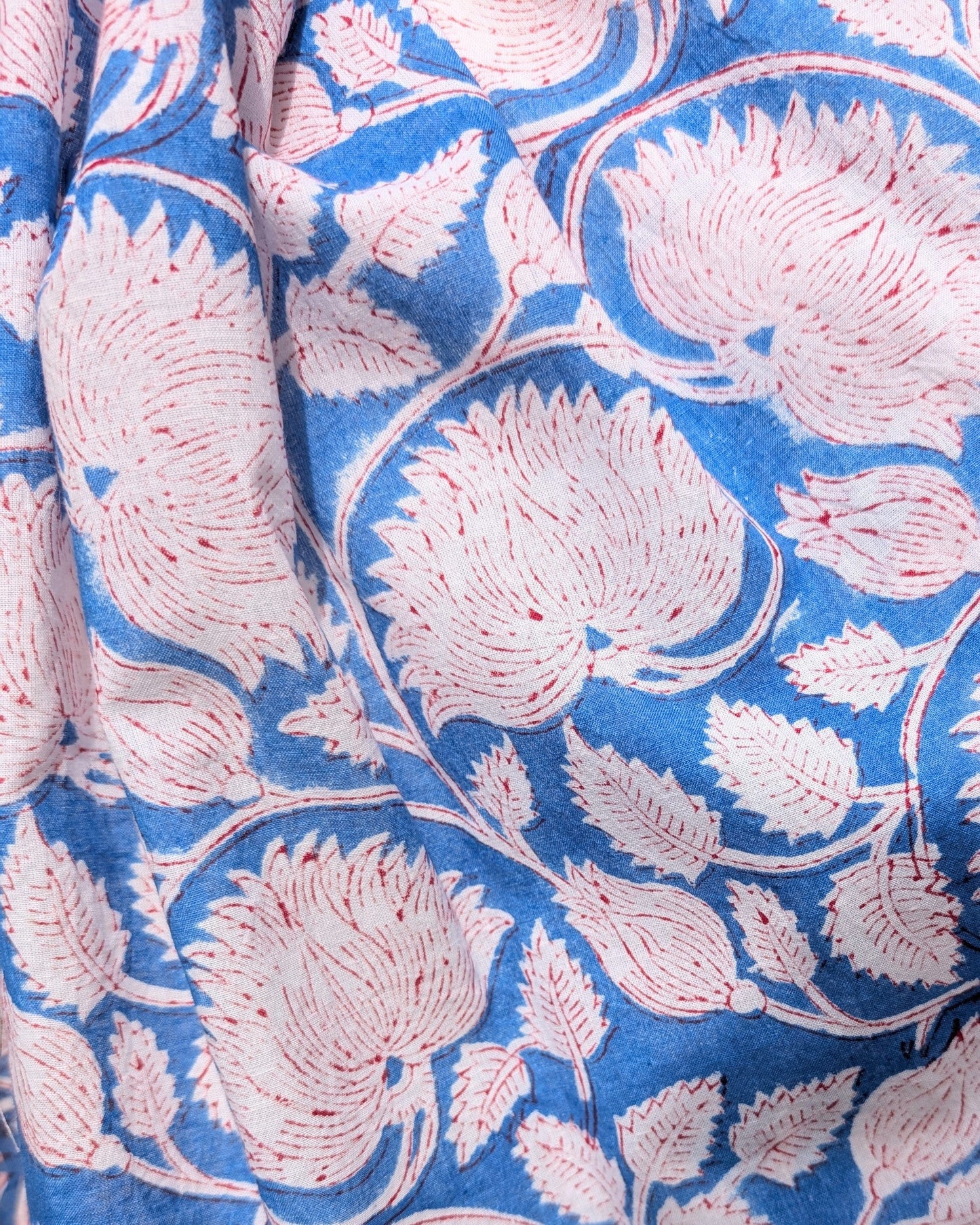 precious sparkle Accessories Blue & Red Sketch Flower Block Print Scarf