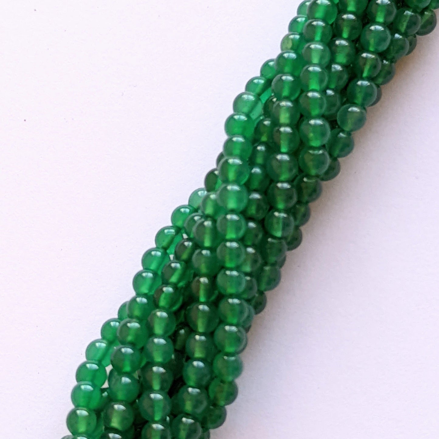 precious sparkle Green Onyx 4mm Round Beads 15