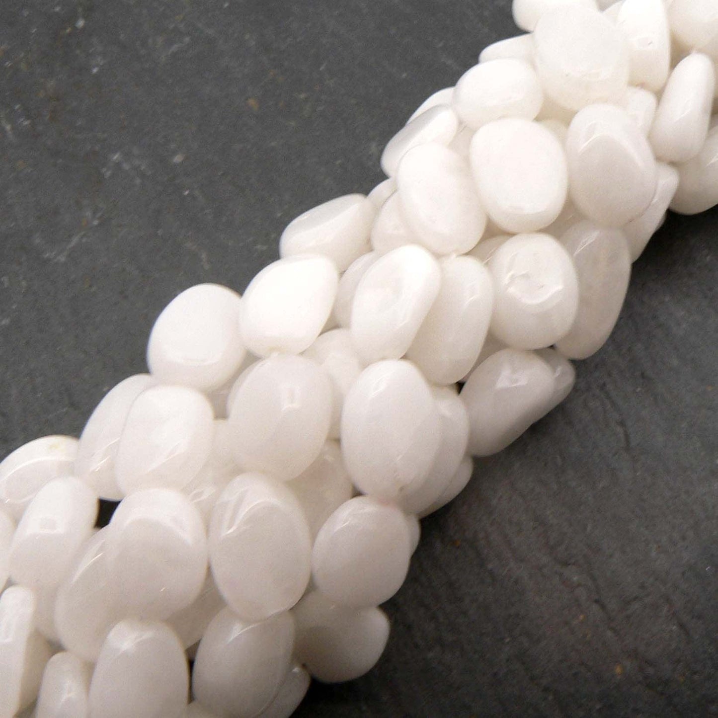 precious sparkle White Agate Oval Beads 15