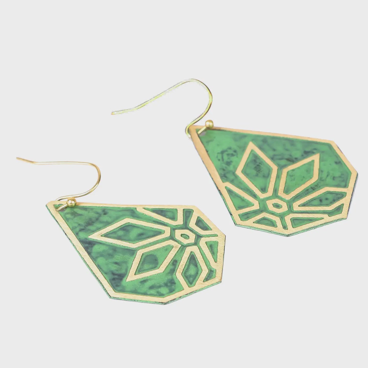 Vaatika Teardop Earrings Green - Precious Sparkle
