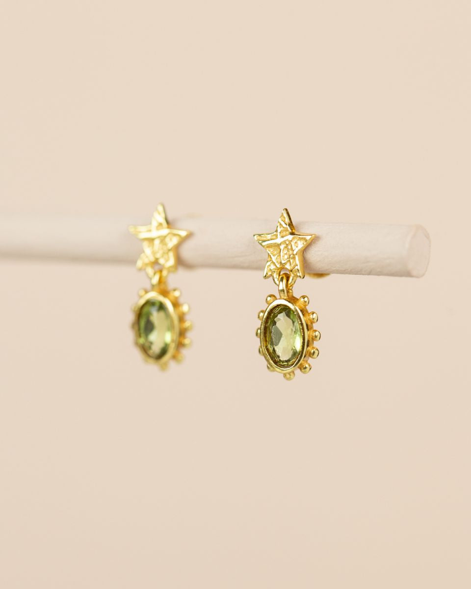 muja juma Crux Peridot Stud Earring