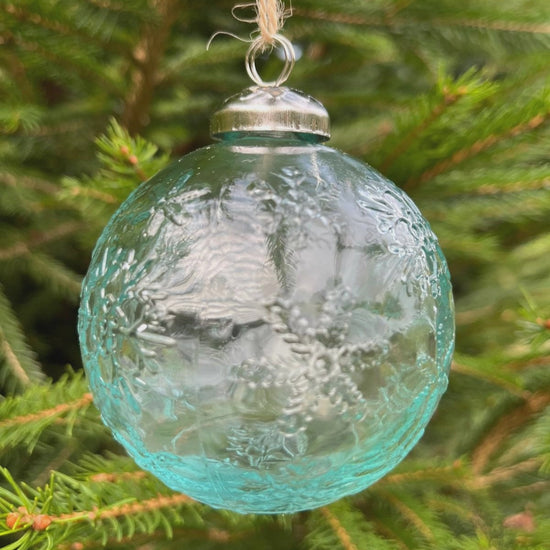 Jarapa Glass Snowflake Bauble Natural