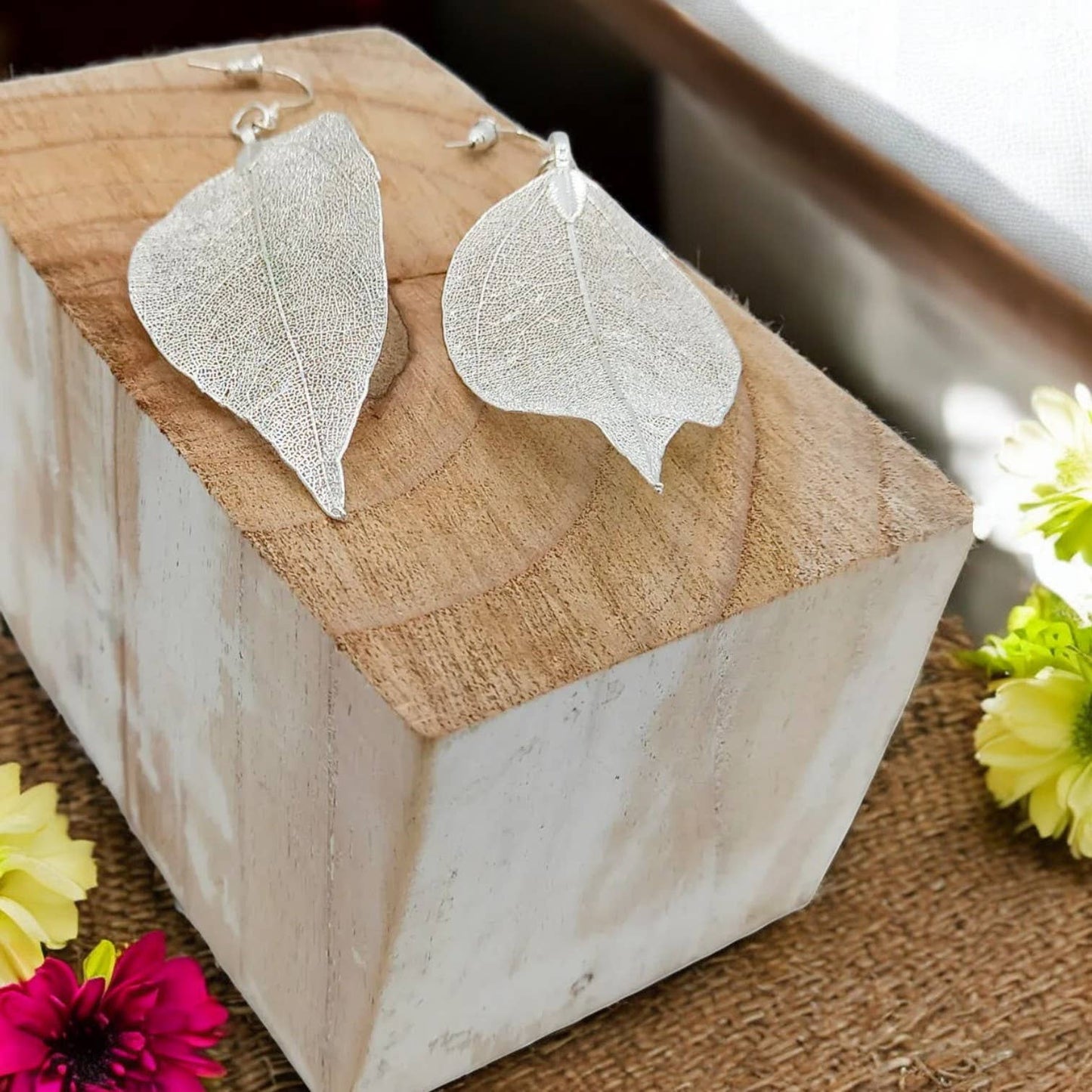 Filigree Leaf Drop Earring in Silver