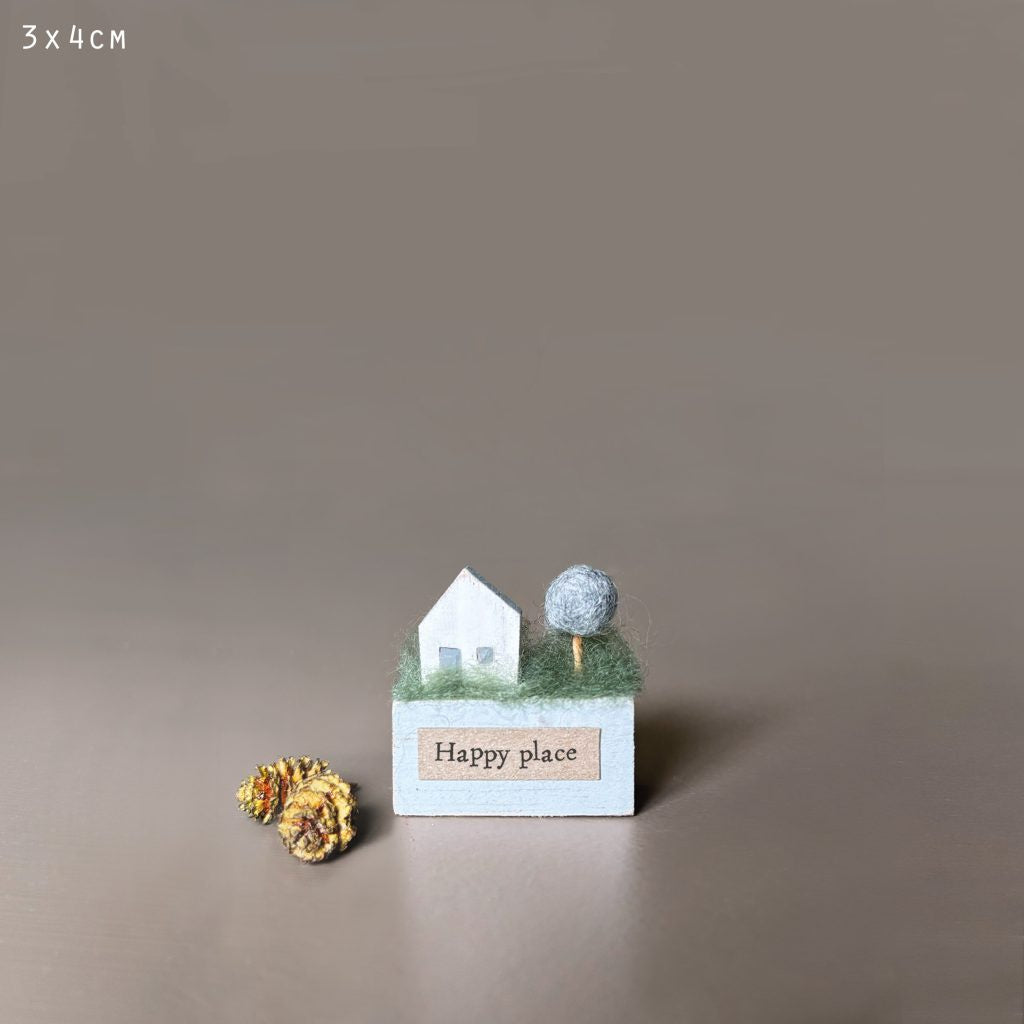 East of India Little house block-Happy place - Precious Sparkle