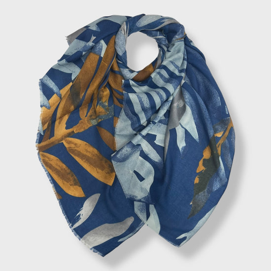 Big Amazon Leaves Scarf Navy