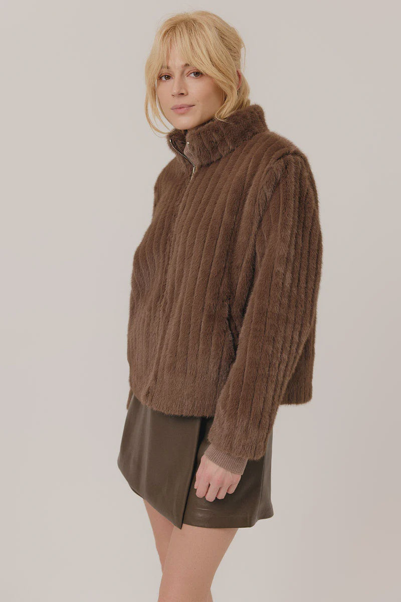 Artlove Evangelina Faux Fur Short Jacket