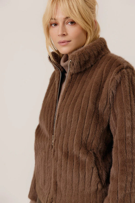 Artlove Evangelina Faux Fur Short Jacket