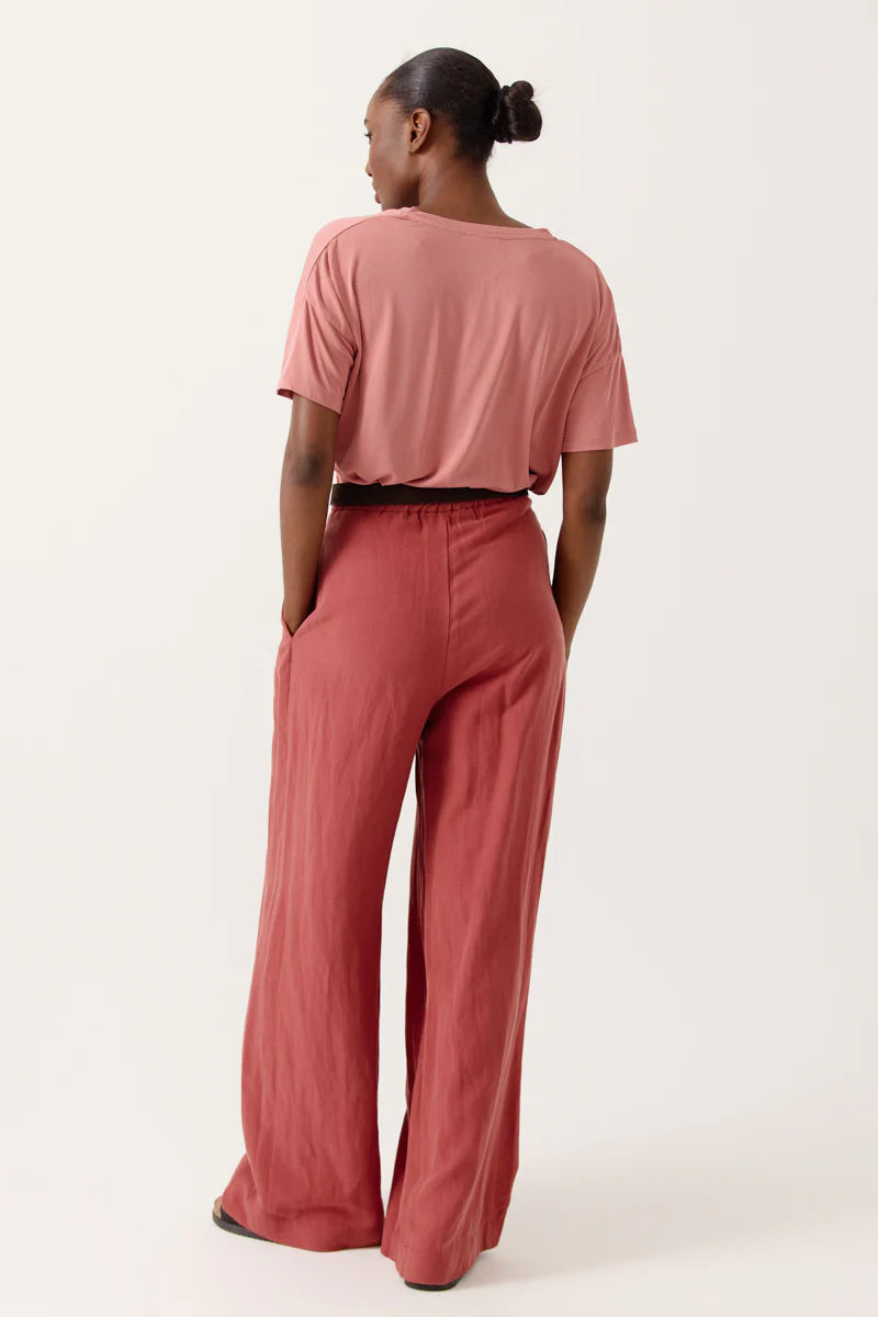 Artlove Francesca T-Shirt Terracotta Pink - Precious Sparkle