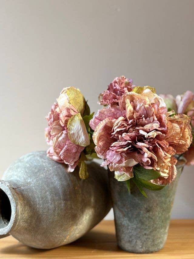 Vintage Peony Bouquet Dusky Pink - Precious Sparkle