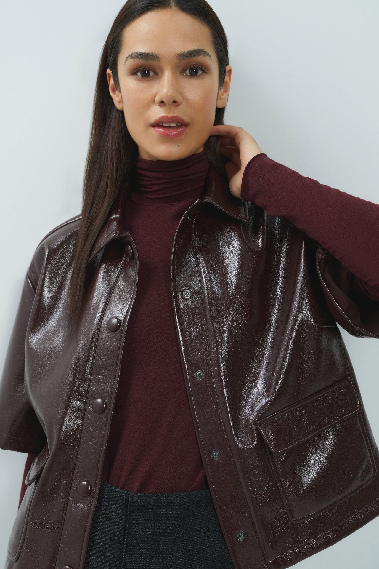 Yaya Cropped Glossy Faux Leather Jacket Bitter Chocolate Red