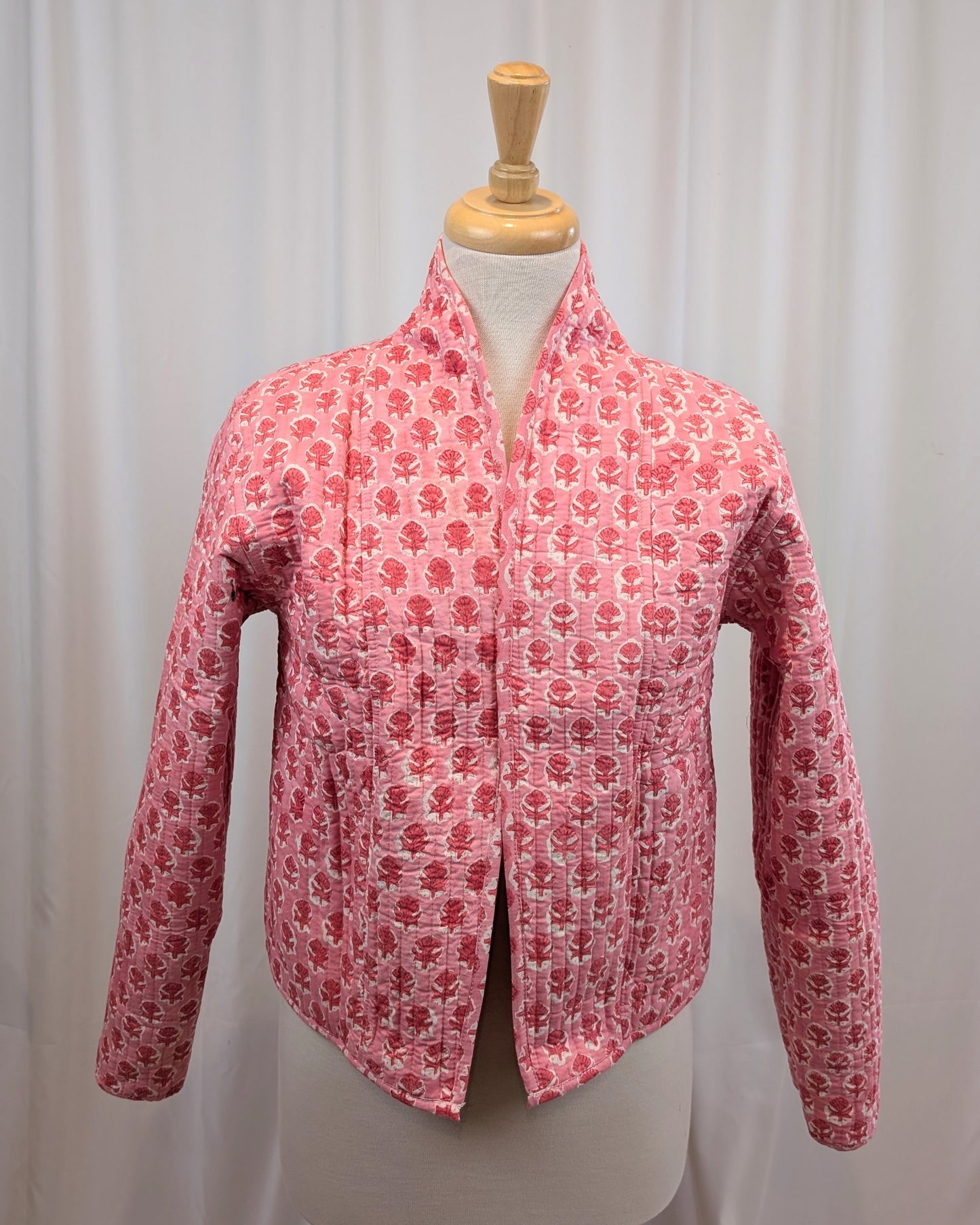 Twinflower Reversible Quilted Kimono Jacket in Pink Floral Block Print - Precious Sparkle