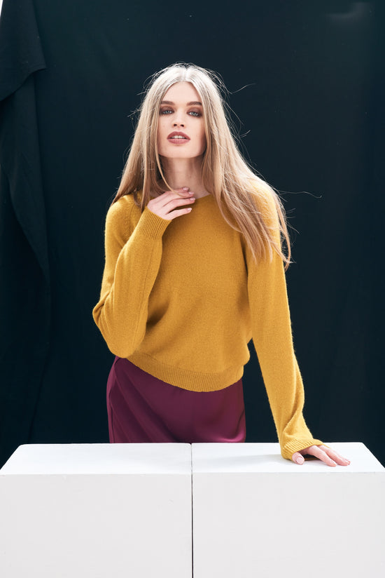 Jumper 1234 Crop Mustard Crew Knit