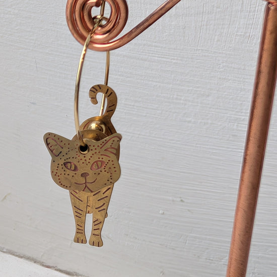 Atelier Piou Piou Jewellery Cat Hanging 3D Earrings Gold