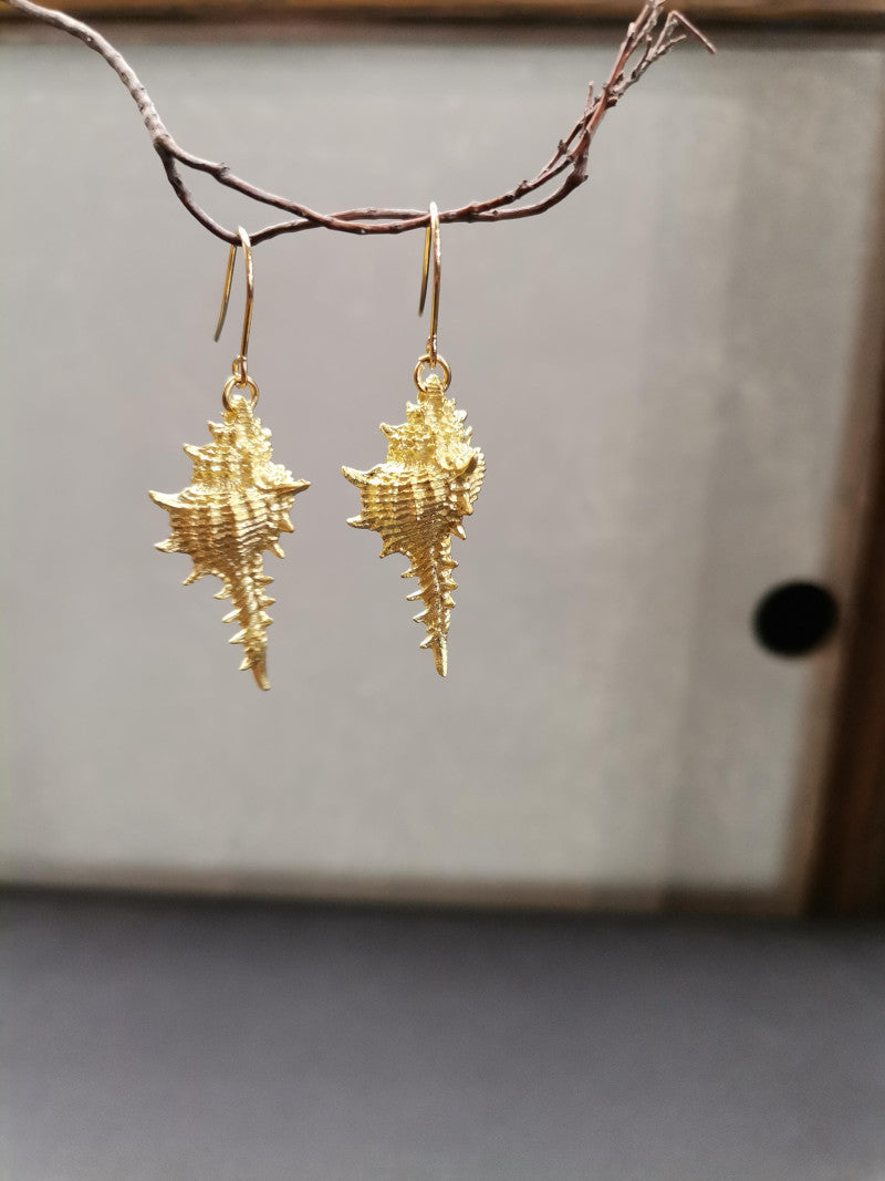 Gold Conch Shell Earrings
