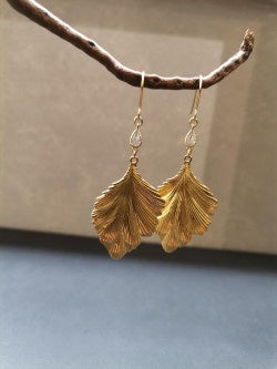 Rhinestone Teardrop Leaf Earrings Gold - Precious Sparkle