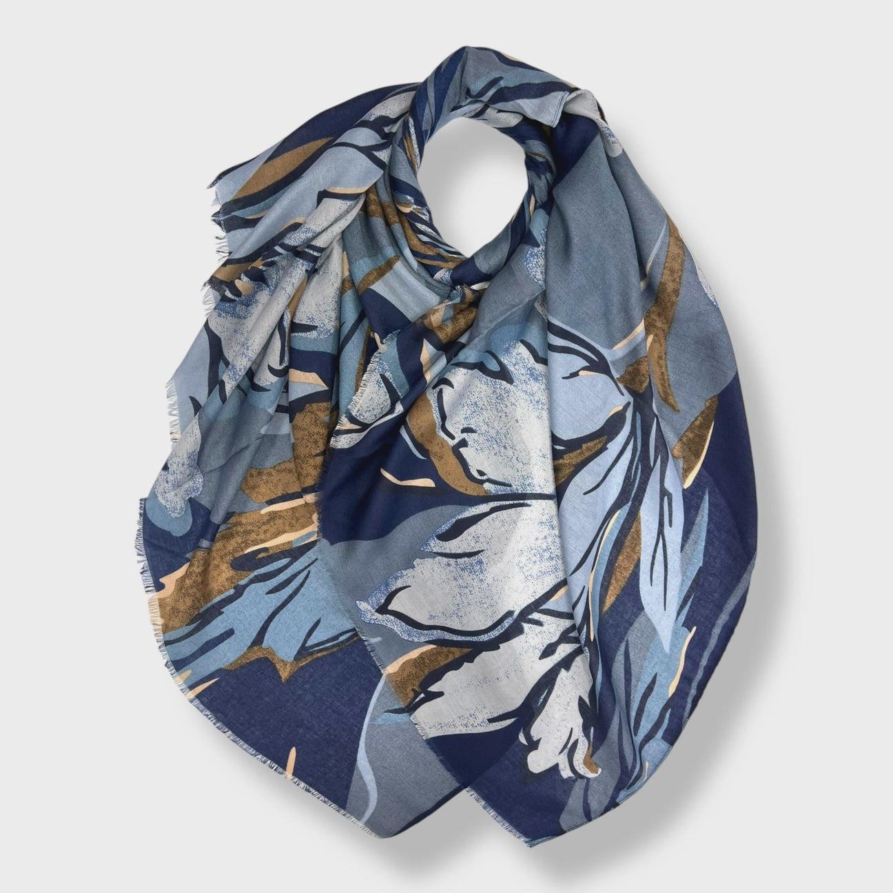 Amazon Lily Print Blue Scarf