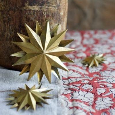 De Weldaad Homewares Northern Star Gold Metal Ornament