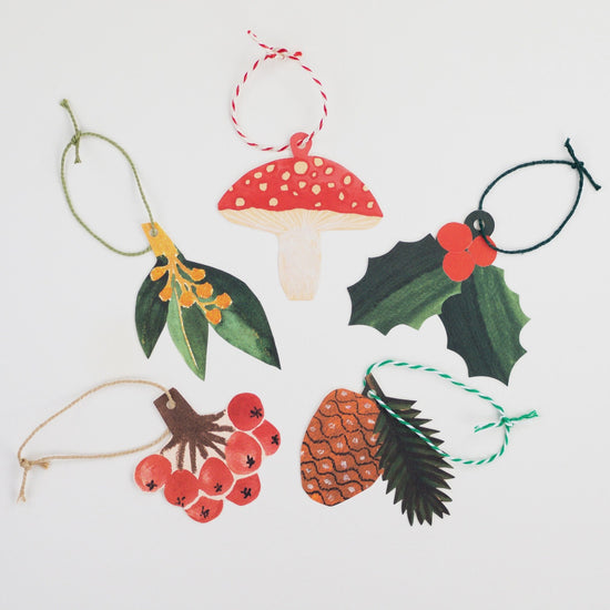 Festive Gift Tags Christmas Foliage