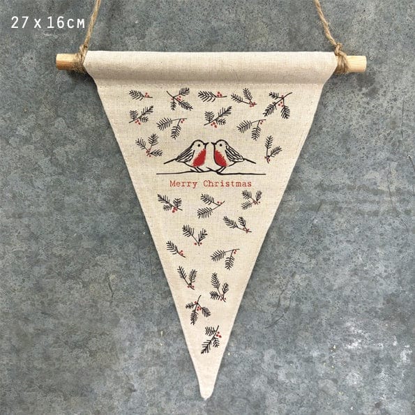 East of India Homewares East of India Triangle Pennant Christmas Robins