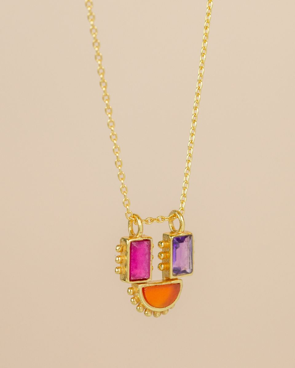muja juma Carina Necklace Ruby - Precious Sparkle