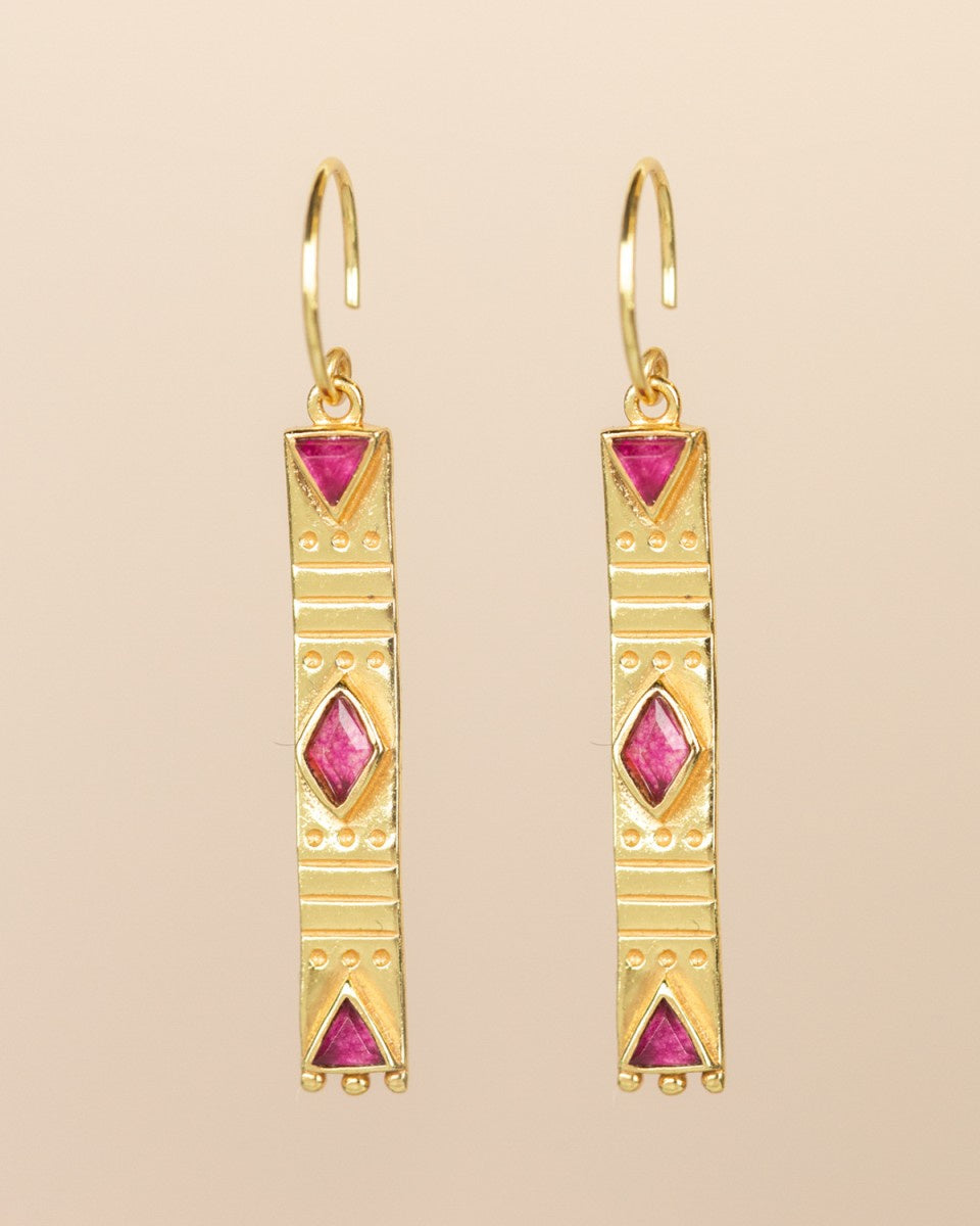 muja juma Earring Hanging Cecropia Ruby 3x5mm Diamond