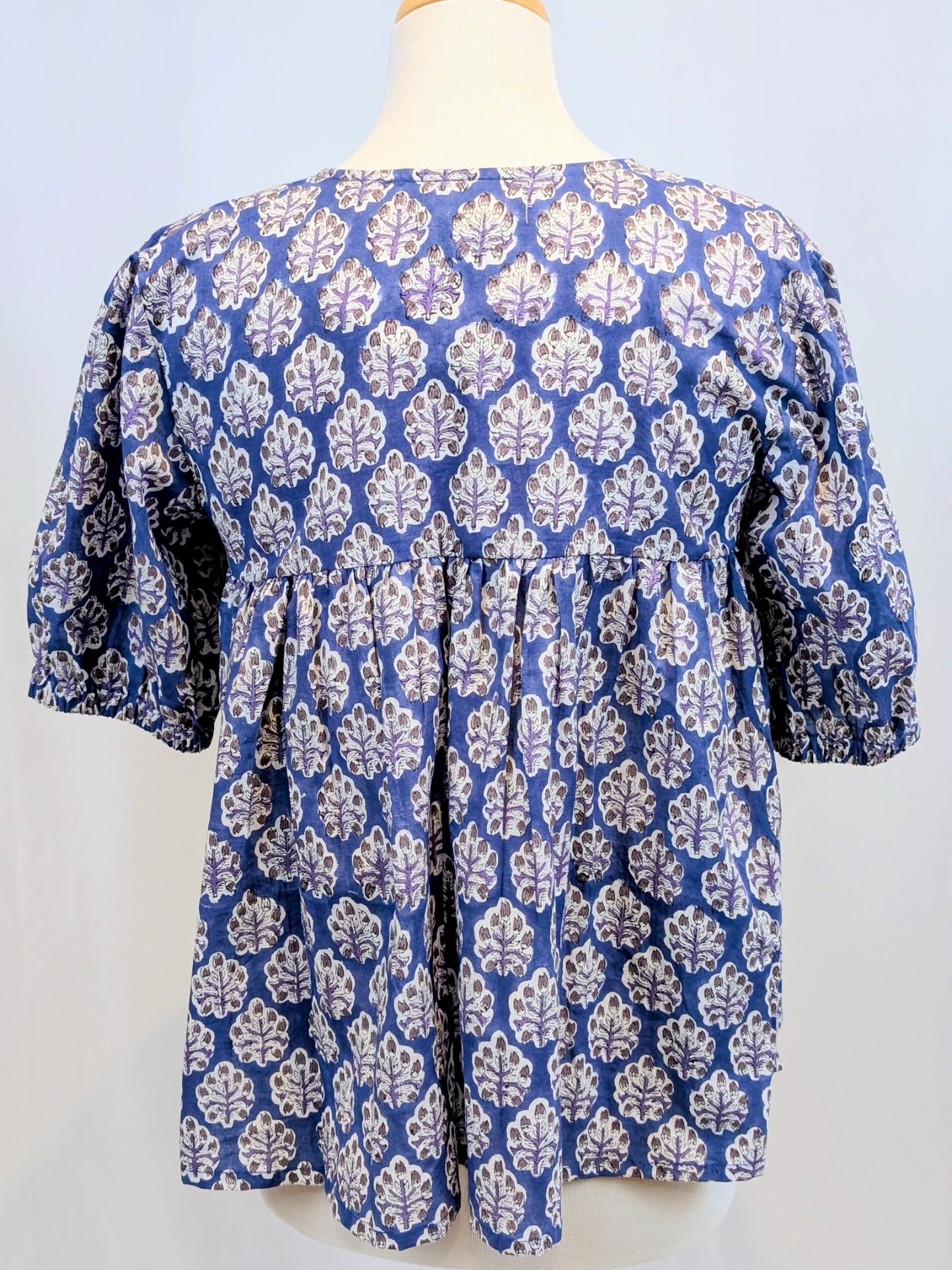 Twinflower Clemence Blouse in Navy Repeat