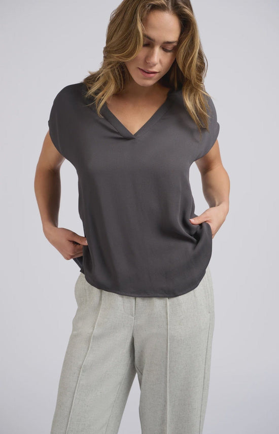 YAYA Fashion Yaya Flowy Top Short Sleeve Anthracite