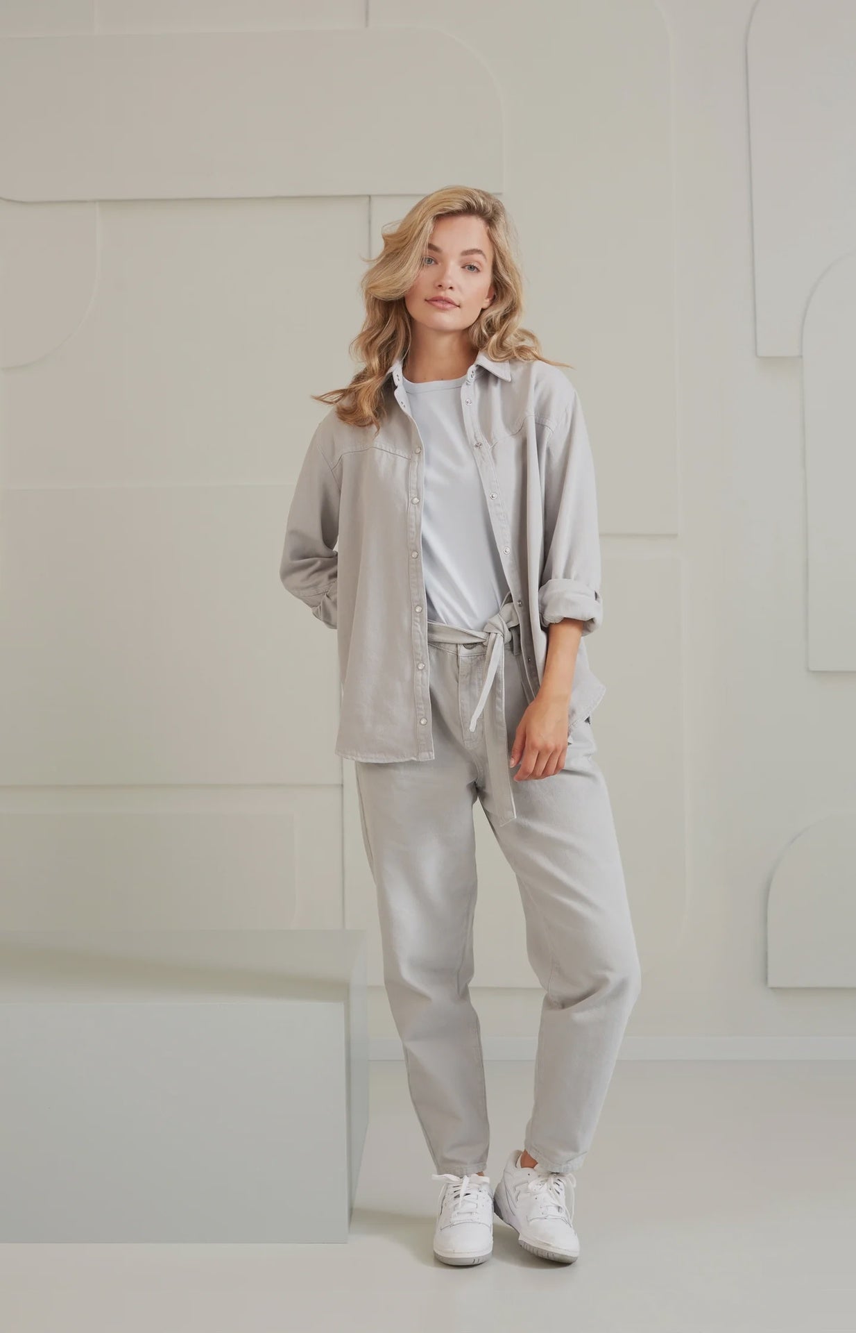 YAYA Soft cargo trousers with zip fly and pockets